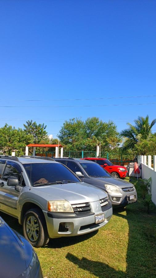 Bungalow azúl doble, monterrico lo de Reyes Las Quechas Exterior foto