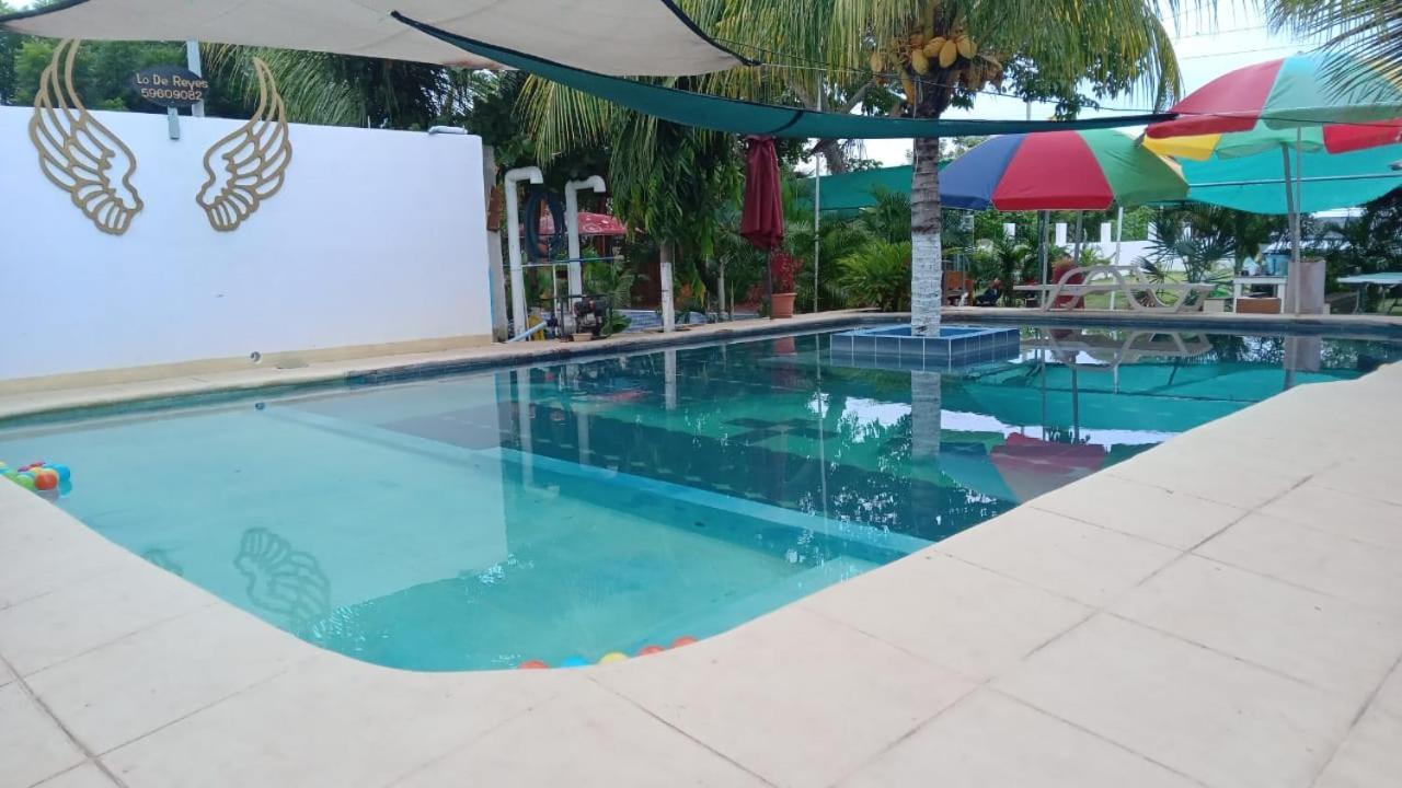 Bungalow azúl doble, monterrico lo de Reyes Las Quechas Exterior foto