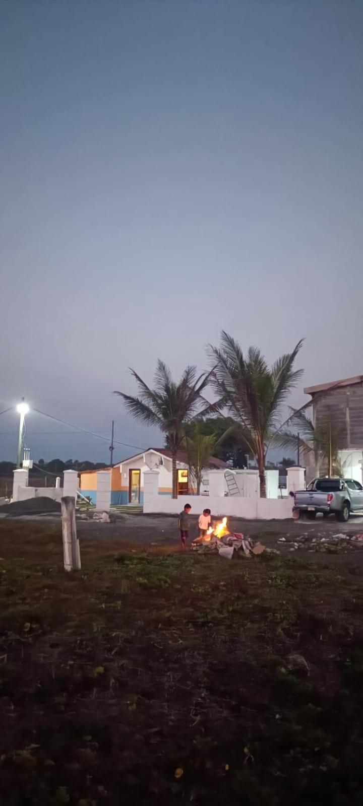 Bungalow azúl doble, monterrico lo de Reyes Las Quechas Exterior foto